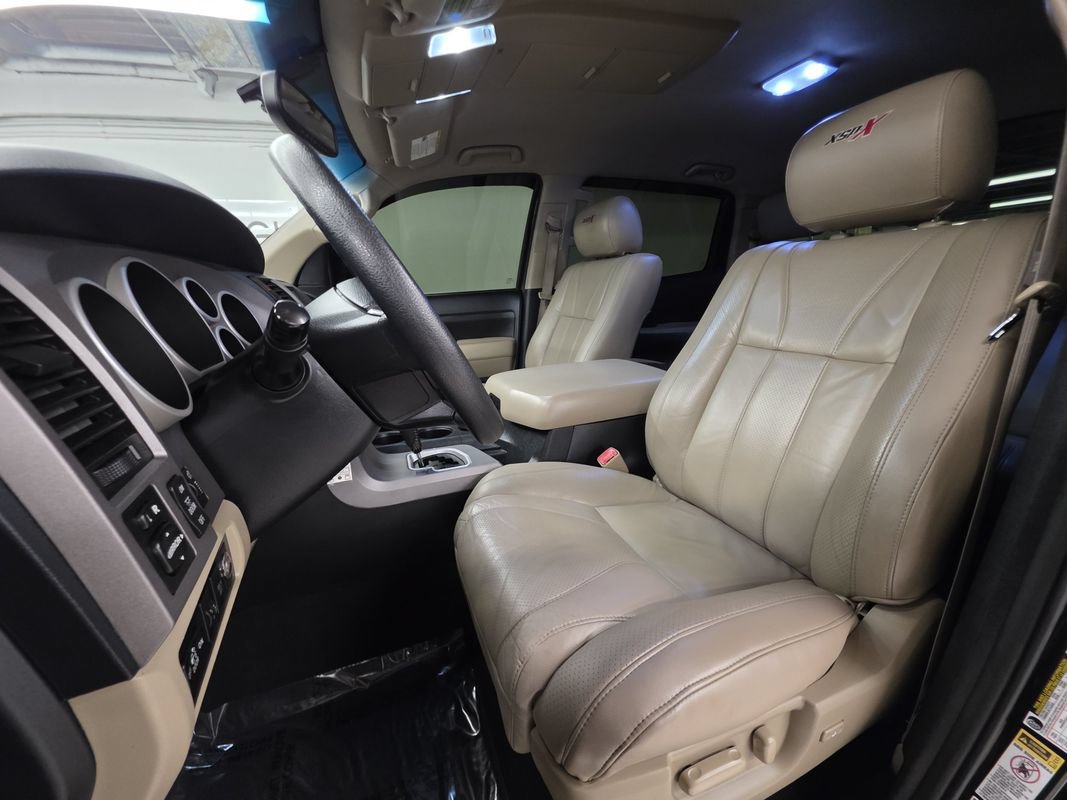 Used 2012 Toyota Tundra 4x4 CrewMax w/ SR5 Pkg image 20