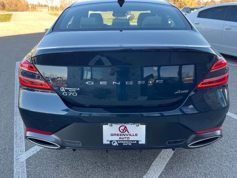 Used 2025 Genesis G70 2.5T image 5
