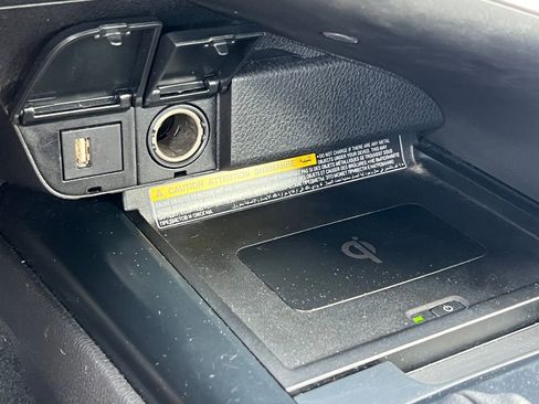 Used 2020 Toyota Camry XSE w/ Carpet Mat Package image 25