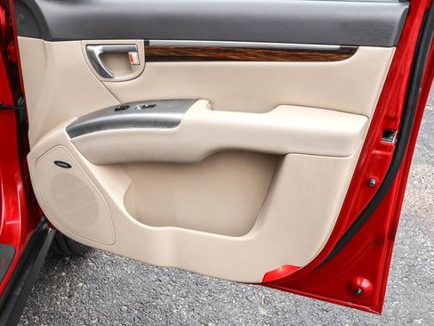 Used 2011 Hyundai Santa Fe Limited image 40