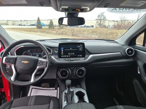 Used 2024 Chevrolet Blazer LT w/ Convenience Package image 32