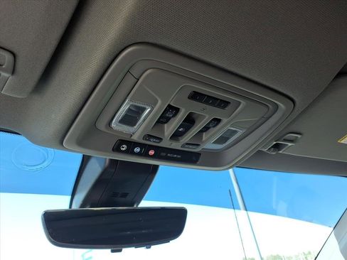 Used 2020 GMC Sierra 2500 Denali w/ Denali Ultimate Package image 24