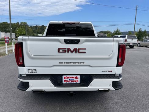 Used 2023 GMC Sierra 1500 AT4 w/ AT4 Premium Package AWD/4WD image 5