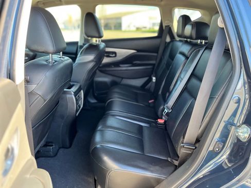 Used 2018 Nissan Murano SL w/ Moonroof Package AWD/4WD image 12