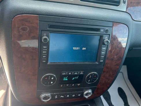 Used 2007 Chevrolet Avalanche LTZ w/ LTZ Preferred Equipment Group AWD/4WD image 16