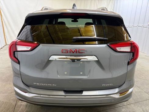 Used 2023 GMC Terrain Denali AWD/4WD image 7