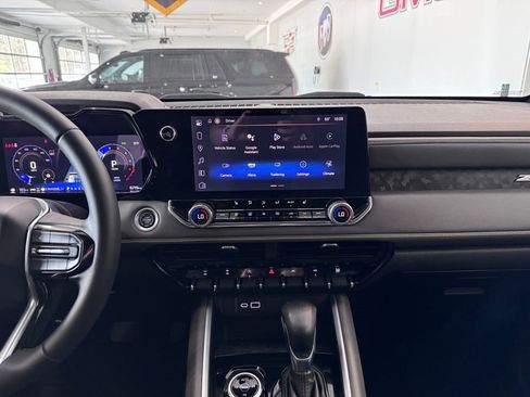 Certified 2024 Chevrolet Colorado ZR2 AWD/4WD image 21