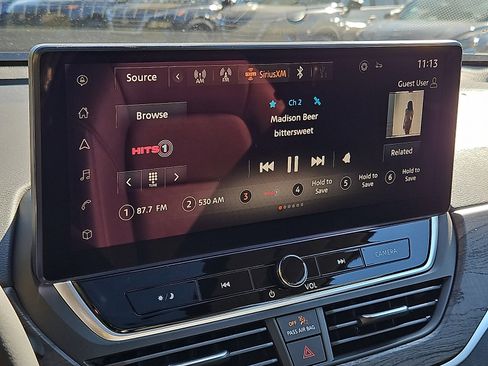 New 2025 Nissan Altima 2.5 SL image 15