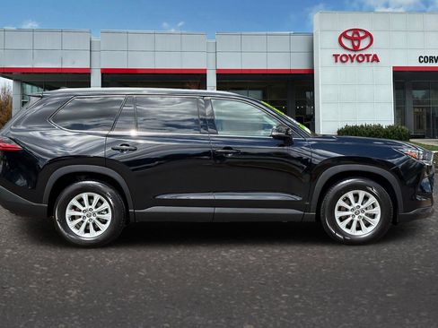 Certified 2025 Toyota Grand Highlander AWD image 3