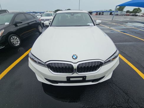 Used 2026 BMW 330i Sedan RWD image 2
