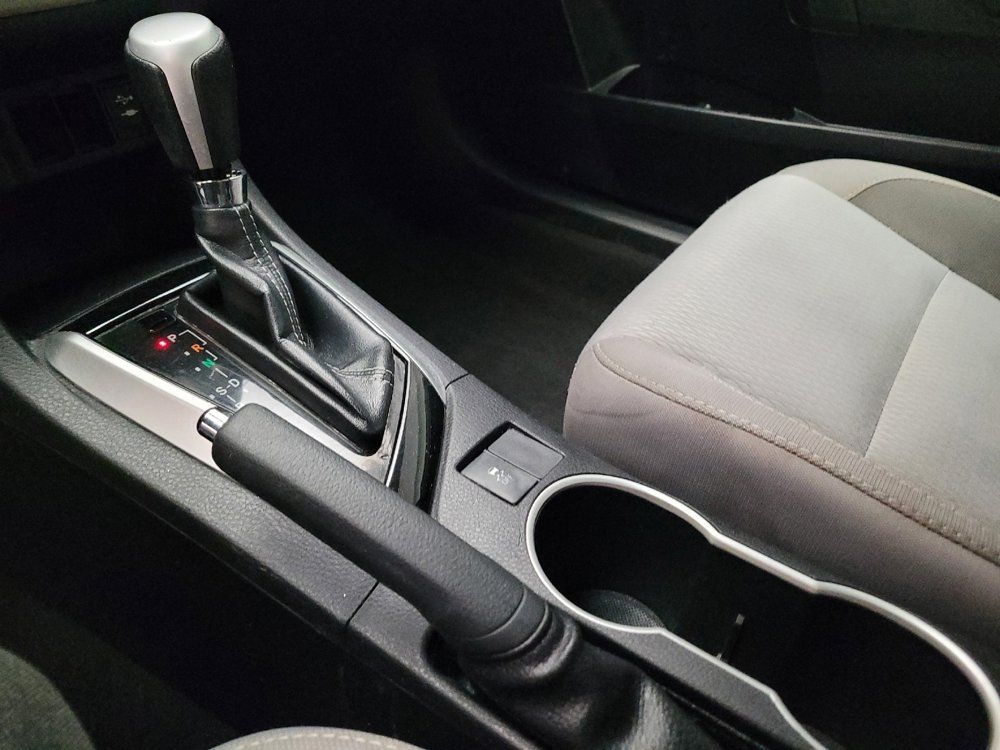 Used 2019 Toyota Corolla LE w/ Body Protection Package FWD image 26