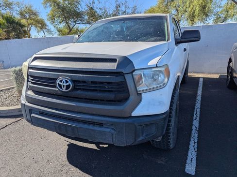 Used 2014 Toyota Tundra SR RWD image 2