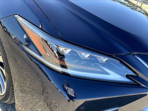 Used 2020 Lexus ES 350 Ultra Luxury image 26