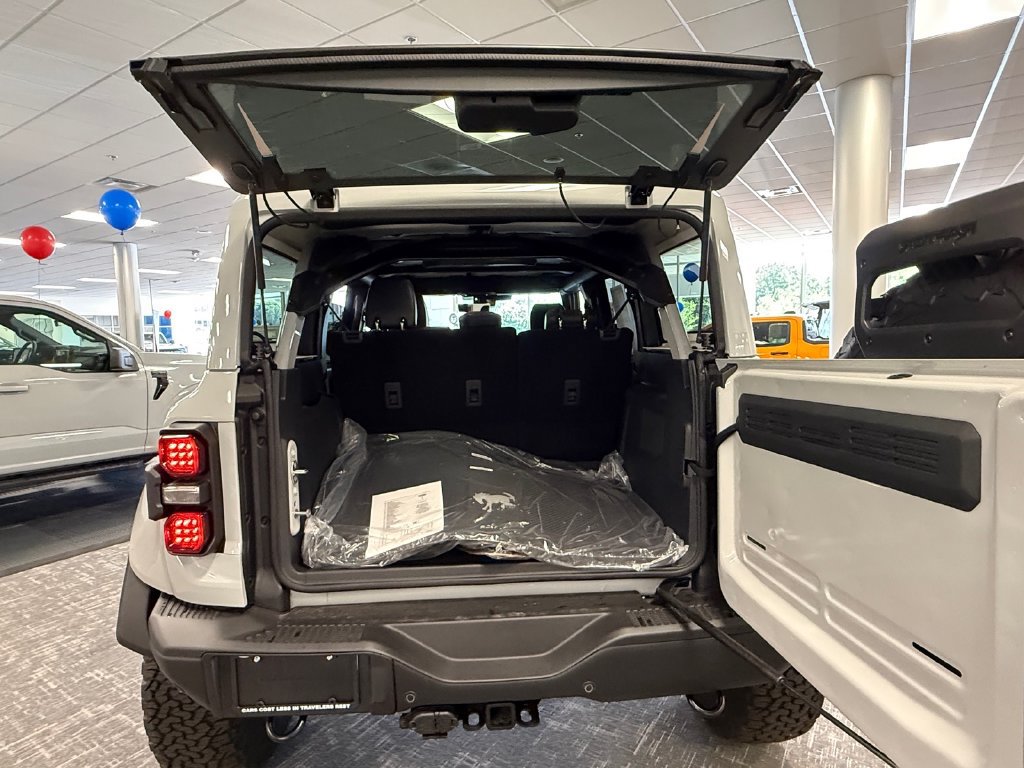 New 2026 Ford Bronco Raptor AWD/4WD image 18