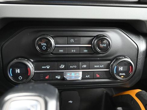 Used 2021 Ford Bronco Badlands AWD/4WD image 14