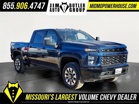 Used 2023 Chevrolet Silverado 2500 Custom w/ Custom Convenience Package image 6