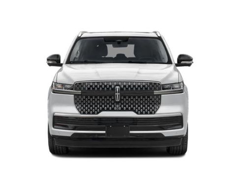 New 2026 Lincoln Navigator Reserve AWD/4WD image 4