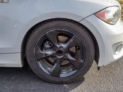 Used 2012 BMW 128i Convertible image 32