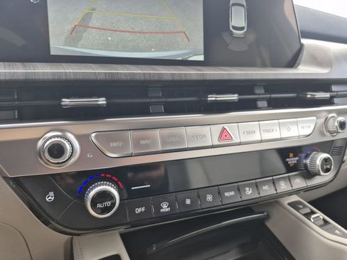 New 2025 Kia Telluride EX image 24