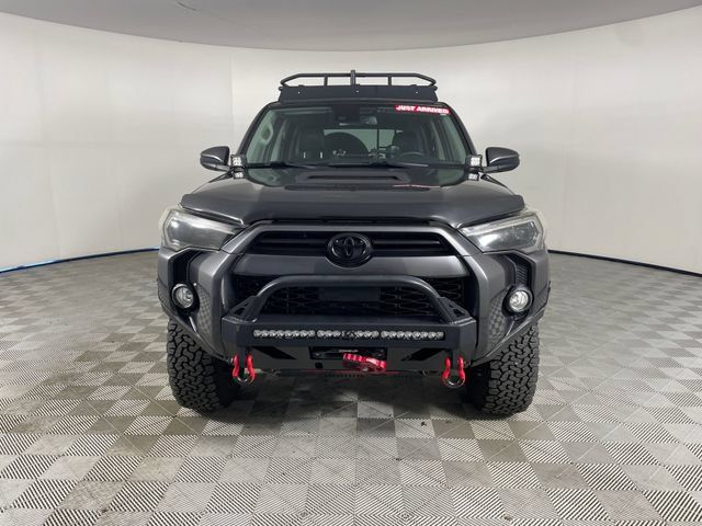 Used 2020 Toyota 4Runner TRD Off-Road Premium AWD/4WD image 28