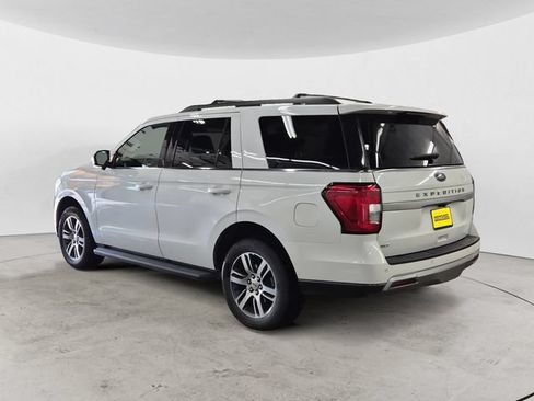Certified 2024 Ford Expedition XLT AWD/4WD image 7