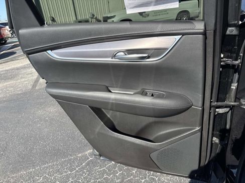 Certified 2023 Cadillac XT5 Luxury image 13