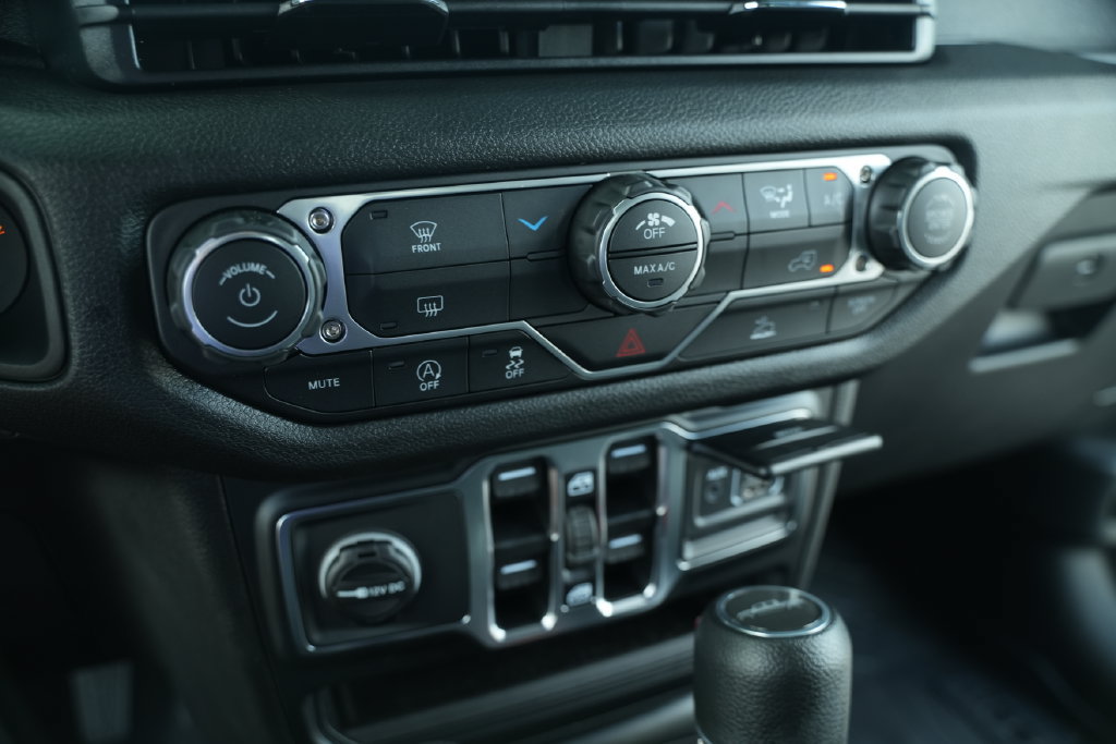 New 2026 Jeep Gladiator Sport AWD/4WD image 32
