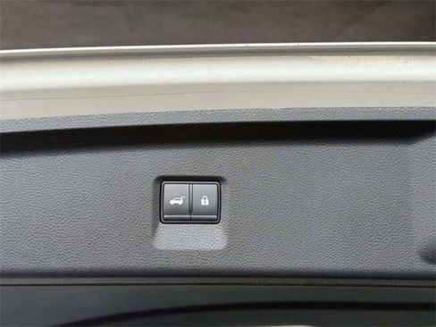 Used 2025 INFINITI QX60 Luxe image 87