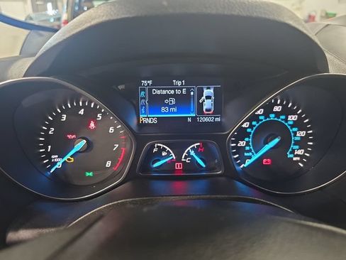 Used 2015 Ford Escape Titanium w/ Equipment Group 301A AWD/4WD image 18