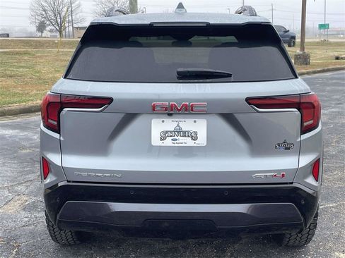 Used 2026 GMC Terrain AT4 image 4