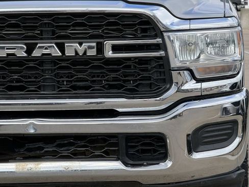 Used 2021 RAM 2500 Tradesman w/ Chrome Appearance Group AWD/4WD image 7