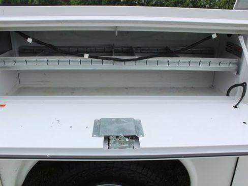 Used 2021 Ford F250 XL w/ Power Equipment Group AWD/4WD image 10