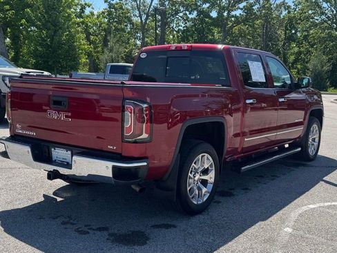 Used 2018 GMC Sierra 1500 SLT w/ SLT Preferred Package AWD/4WD image 3