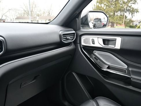 Used 2022 Ford Explorer ST w/ Equipment Group 401A image 30