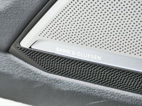 Used 2022 Audi RS 6 AWD/4WD image 6