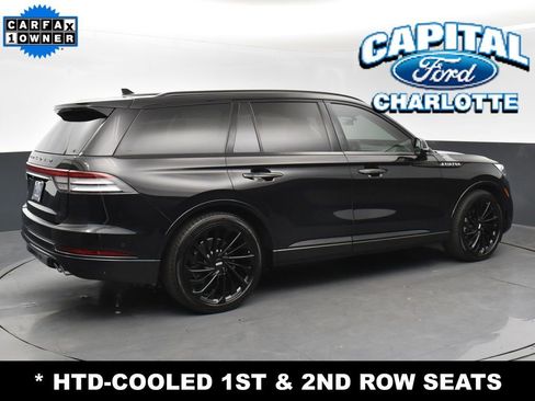 Used 2023 Lincoln Aviator Black Label w/ Jet Package image 8