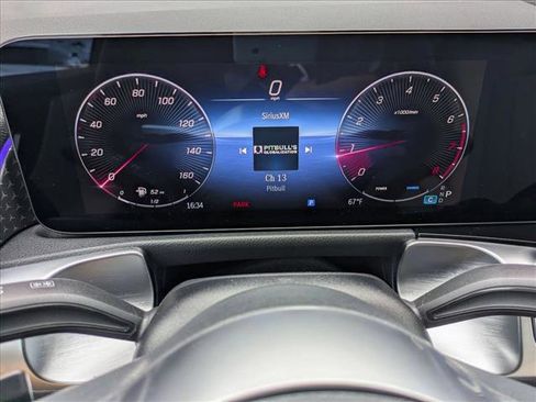 New 2026 Mercedes-Benz GLB 250 4MATIC image 11