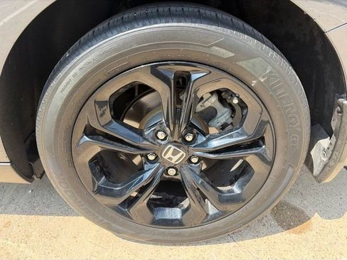 Used 2025 Honda Accord SE image 8