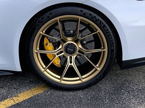 Used 2025 Porsche 911 GT3 image 17