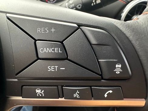 Used 2025 Nissan Sentra SR w/ SR Premium Package image 24