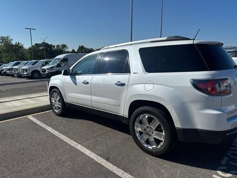 Used 2017 GMC Acadia Limited SLT FWD image 3