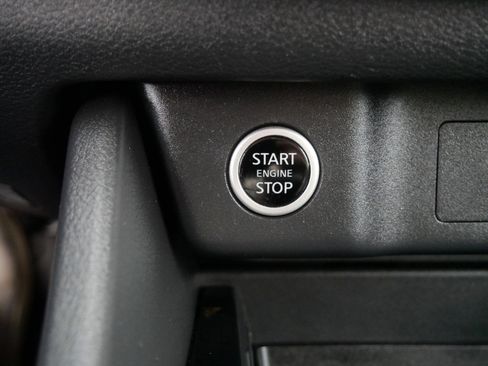 Used 2023 Nissan Rogue SV image 21