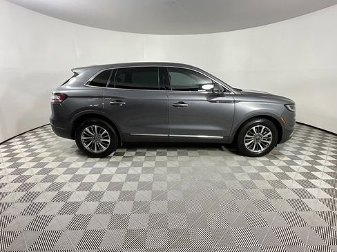 Certified 2021 Lincoln Nautilus FWD w/ Equipment Group 101A image 5