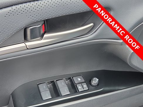 Used 2025 Toyota Camry XSE FWD image 13