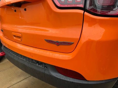 New 2026 Jeep Compass Trailhawk w/ Sun, Sound & Navigation Group image 9