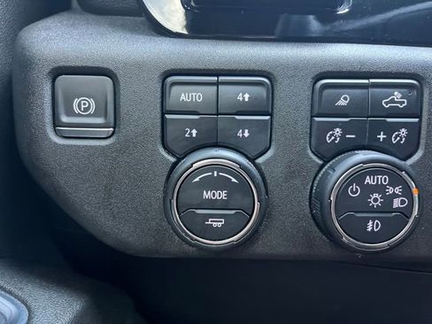 Used 2024 Chevrolet Silverado 2500 LTZ w/ LTZ Plus Package AWD/4WD image 15