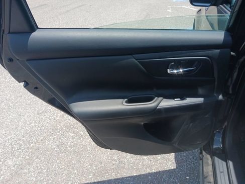 Used 2018 Nissan Altima 2.5 S w/ S Convenience Package FWD image 14
