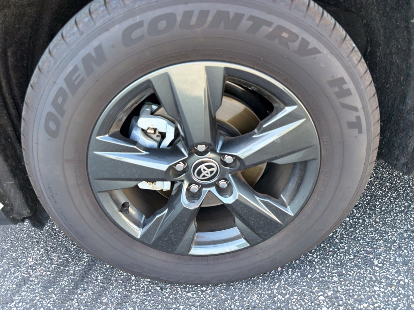 Used 2026 Toyota RAV4 LE FWD image 8