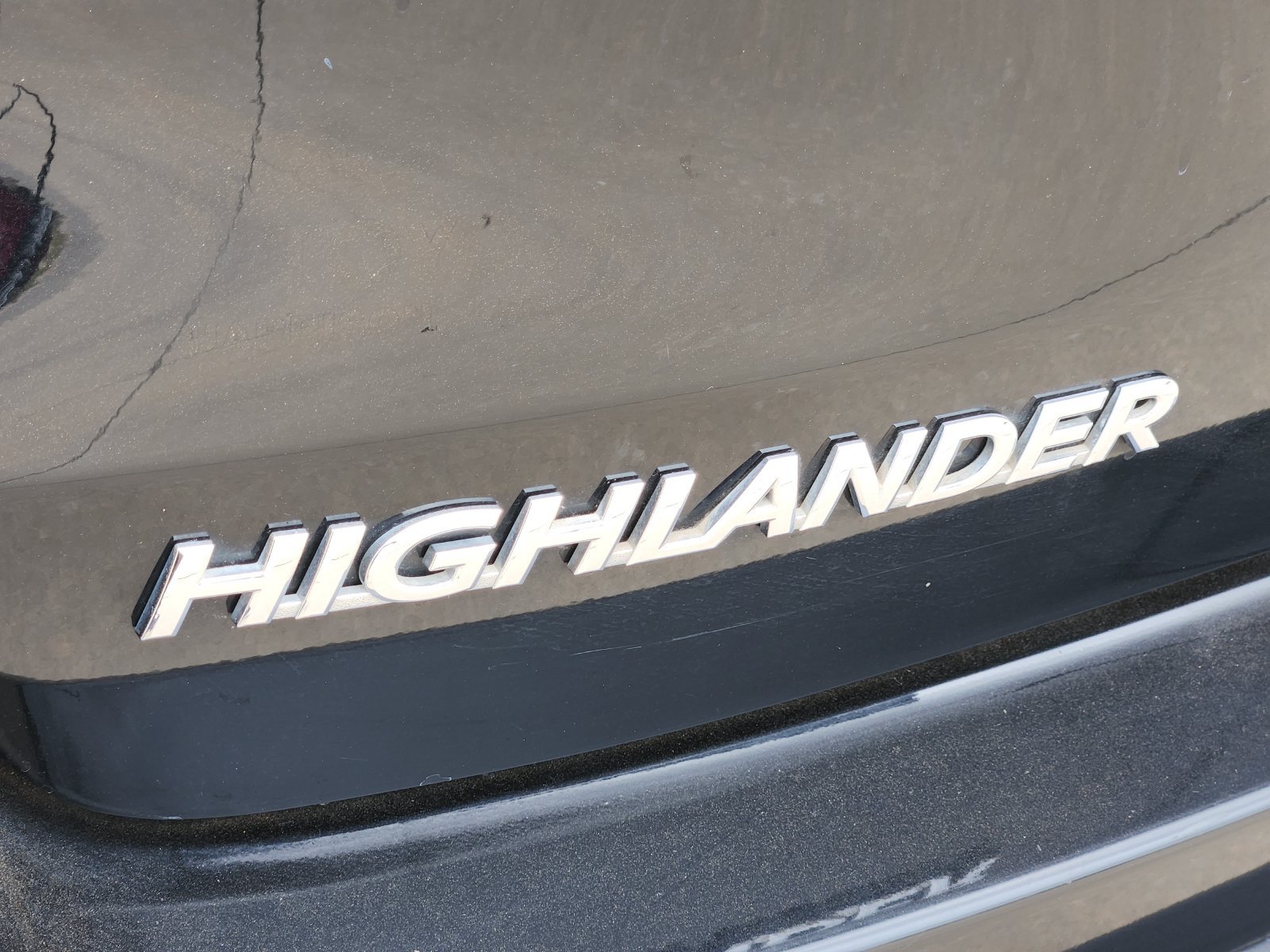 Used 2019 Toyota Highlander XLE AWD/4WD image 12