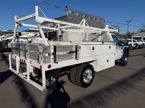 Used 2015 Ford F550 2WD Regular Cab Super Duty image 6